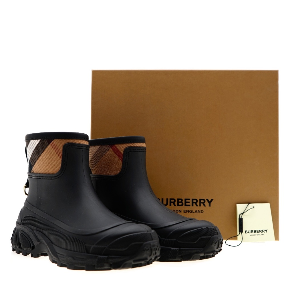 Burberry Black & Tan Short Checked Rain Boots - Picture 7 of 9